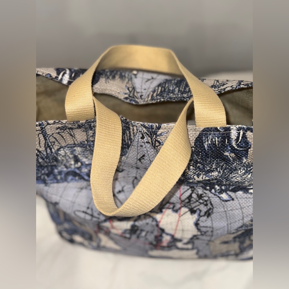 CHRISTIAN DIOR WORLD TROTTER CANVAS TOTE - Picture 4 of 8